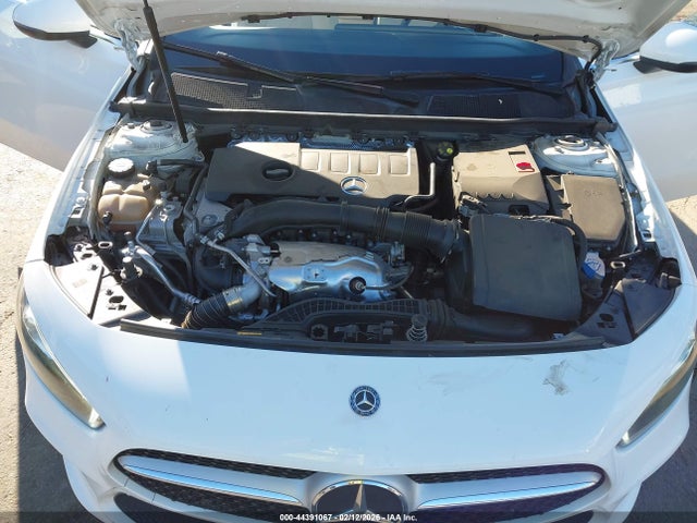 Mercedes-Benz A 220 2019 WDD3G4EB4KW033826 Image 10