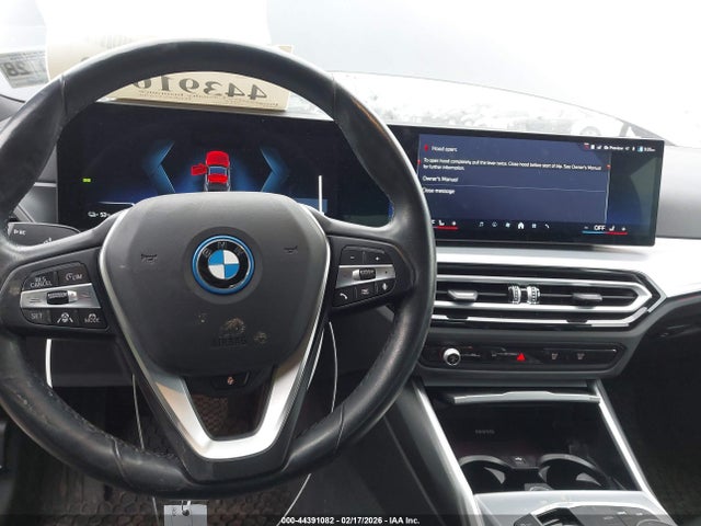 Продажа на аукционе авто 2024 Bmw I4 Gran Coupe Edrive35, vin: WBY43AW0XRFR73272, номер лота: 44391082