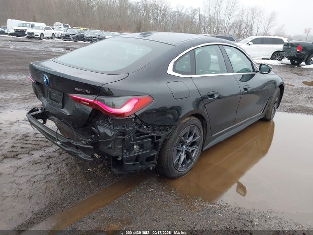 Продажа на аукционе авто 2024 Bmw I4 Gran Coupe Edrive35, vin: WBY43AW0XRFR73272, номер лота: 44391082
