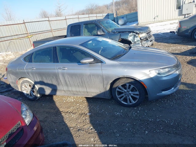 44391116 :رقم المزاد ، 1C3CCCAB3FN594363 vin ، 2015 Chrysler 200 Limited مزاد بيع