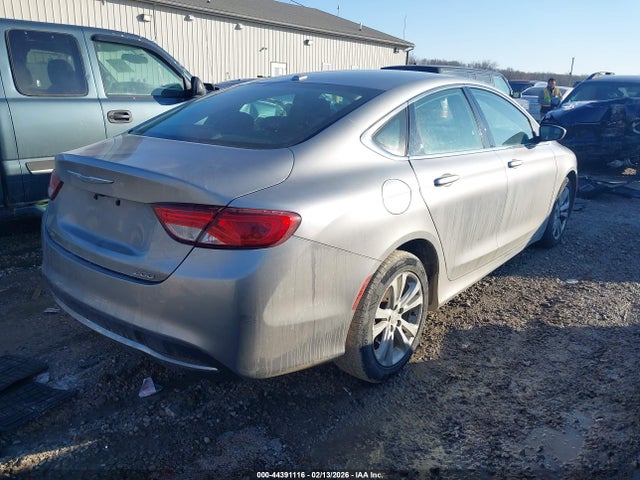 44391116 :رقم المزاد ، 1C3CCCAB3FN594363 vin ، 2015 Chrysler 200 Limited مزاد بيع