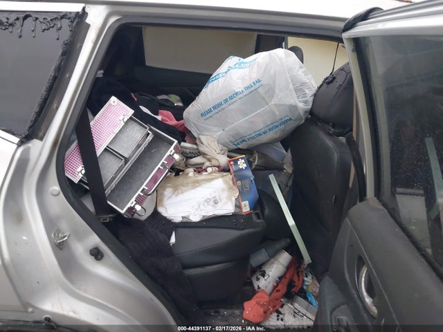 JN8AT2MV7JW342903 Nissan Rogue Sl