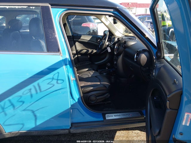 2016 MINI COUNTRYMAN WMWZC3C5XGWT10538 Photo 4