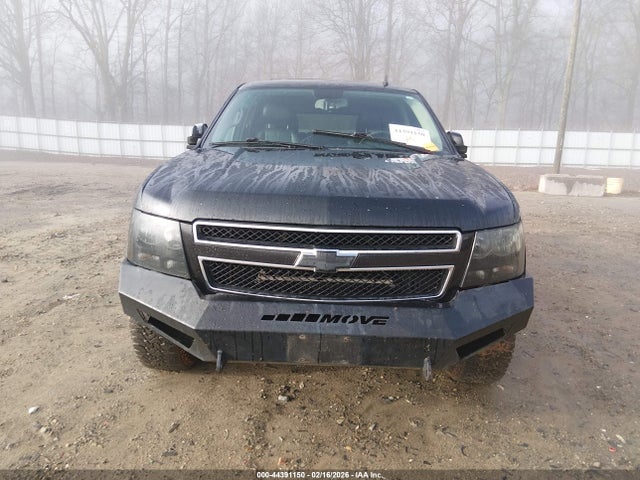 Продажа на аукционе авто 2013 Chevrolet Tahoe Lt, vin: 1GNSKBE04DR321488, номер лота: 44391150
