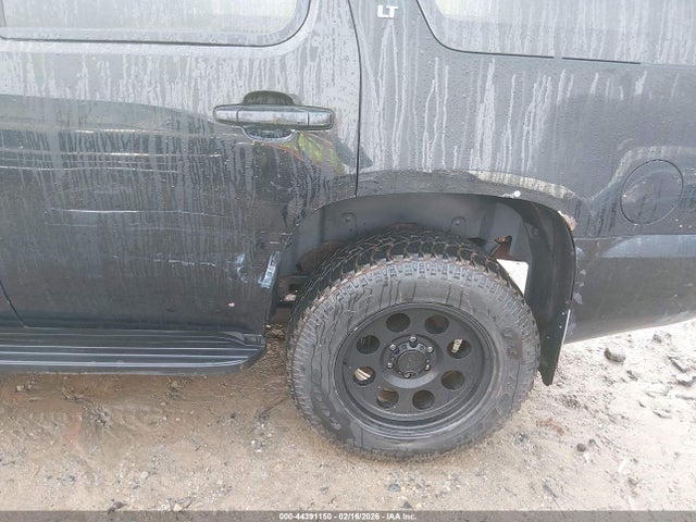 Продажа на аукционе авто 2013 Chevrolet Tahoe Lt, vin: 1GNSKBE04DR321488, номер лота: 44391150