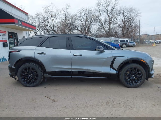 3GNKDERL5SS243071 Chevrolet Blazer Ev Ss Awd