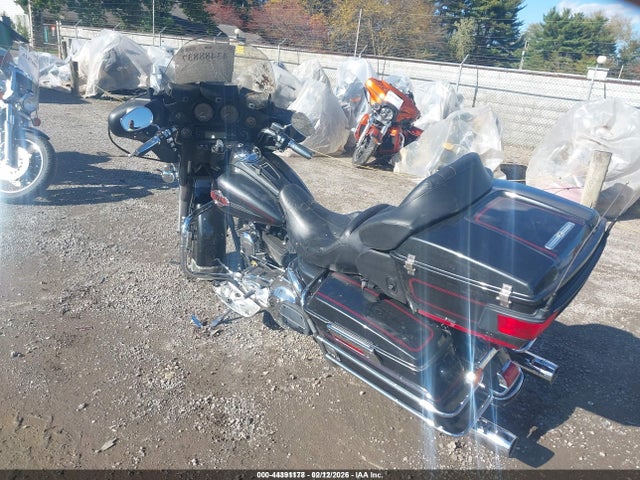 2007 HARLEY-DAVIDSON FLHTCUI 1HD1FC4117Y604707 Photo 2