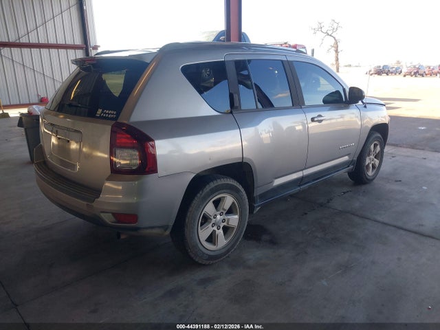 Jeep Compass Sport 2014 1C4NJCBAXED844654 Image 4