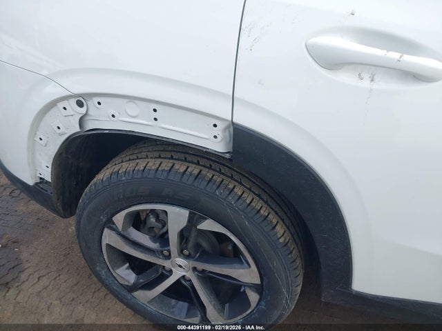 KL77LGE2XRC060496 Chevrolet Trax Fwd 1rs