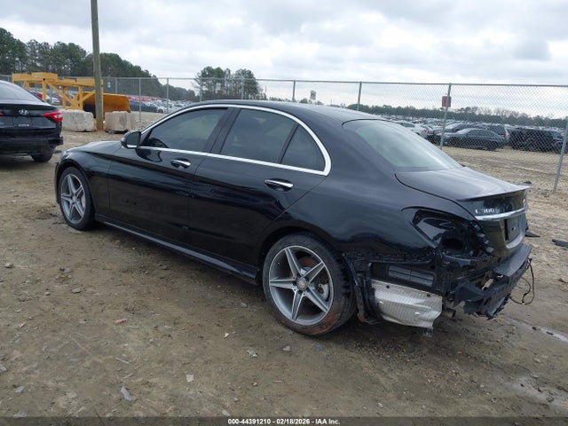 2016 Mercedes-benz C 300 Sport 4matic მანქანა იყიდება აუქციონზე, vin: 55SWF4KB2GU100447, აუქციონის ნომერი: 44391210