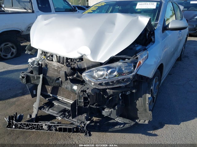 3KPF24AD0ME378491 KIA Forte Lxs