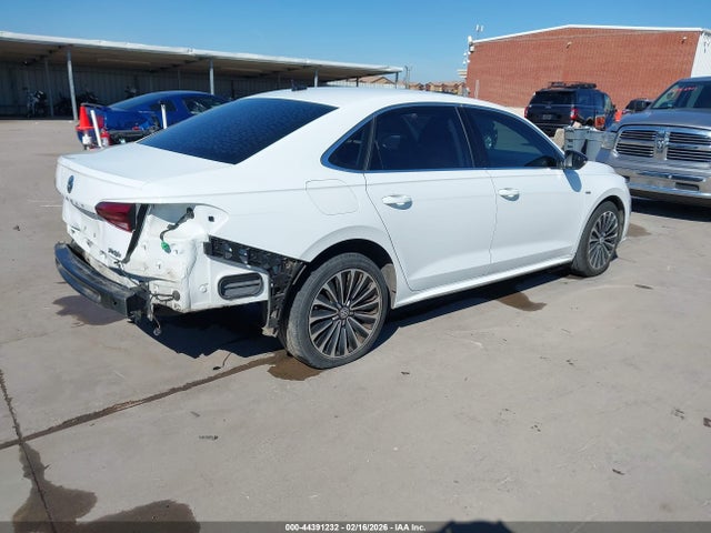 2022 VOLKSWAGEN PASSAT 1VWBA7A39NC006437 Photo 3