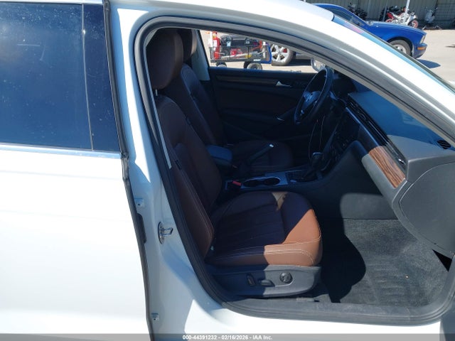 2022 VOLKSWAGEN PASSAT 1VWBA7A39NC006437 Photo 4