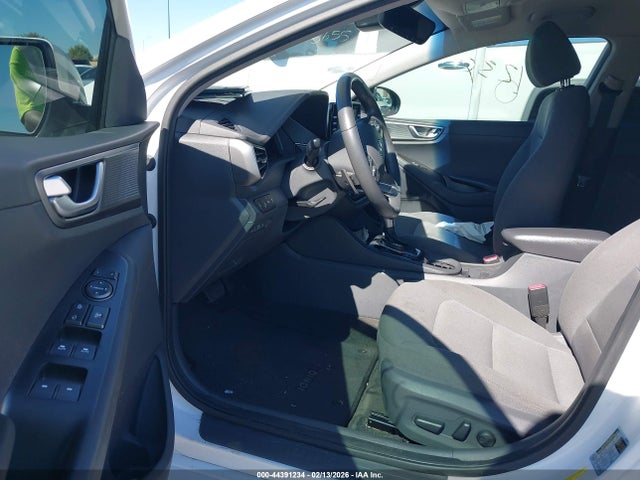KMHC75LD7LU192823 Hyundai Ioniq Plug-in Hybrid Sel