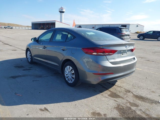 2018 Hyundai Elantra Se მანქანა იყიდება აუქციონზე, vin: 5NPD74LF3JH281834, აუქციონის ნომერი: 44391244