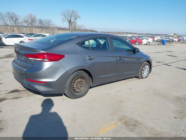 2018 Hyundai Elantra Se მანქანა იყიდება აუქციონზე, vin: 5NPD74LF3JH281834, აუქციონის ნომერი: 44391244