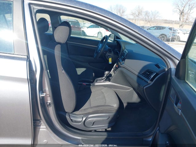 2018 Hyundai Elantra Se მანქანა იყიდება აუქციონზე, vin: 5NPD74LF3JH281834, აუქციონის ნომერი: 44391244