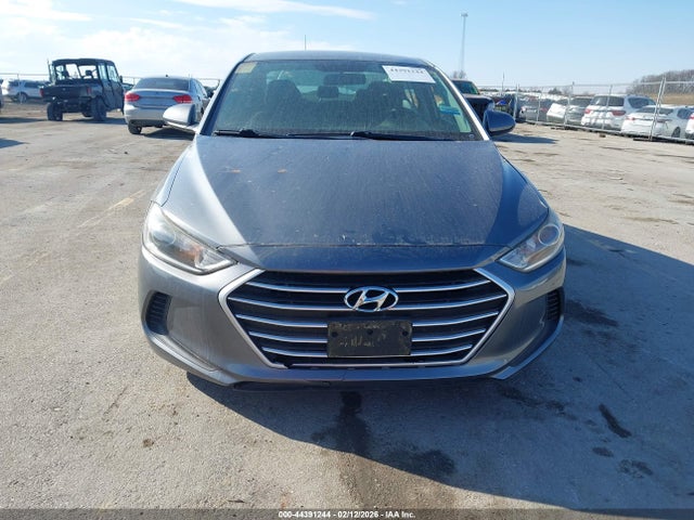 2018 Hyundai Elantra Se მანქანა იყიდება აუქციონზე, vin: 5NPD74LF3JH281834, აუქციონის ნომერი: 44391244