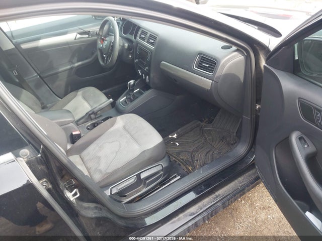 Auction sale of the 2017 Volkswagen Jetta 1.4t S, vin: 3VW2B7AJ4HM393025, lot number: 44391261