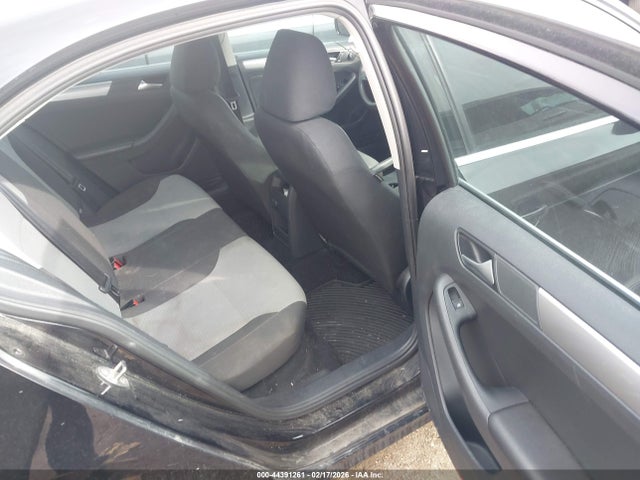 Auction sale of the 2017 Volkswagen Jetta 1.4t S, vin: 3VW2B7AJ4HM393025, lot number: 44391261