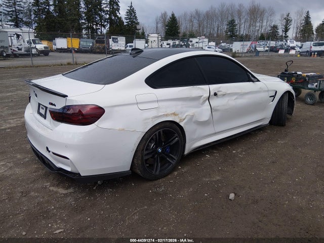 2016 BMW M4 WBS3R9C50GK337631 Photo 3