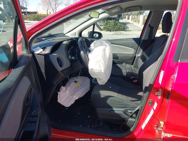 VNKKTUD39FA034959 Toyota YARIS L