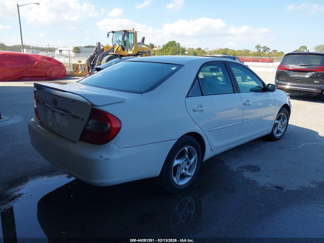 2004 TOYOTA CAMRY 4T1BE32K14U269032 Photo 3