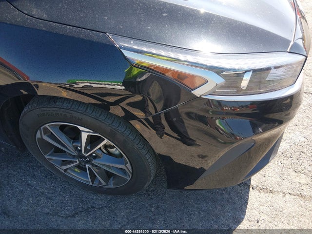 3KPF24AD1RE735006 KIA Forte Lxs