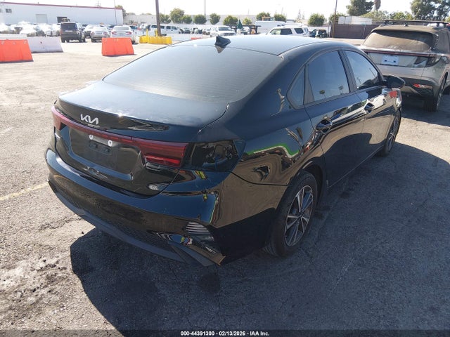 3KPF24AD1RE735006 KIA Forte Lxs
