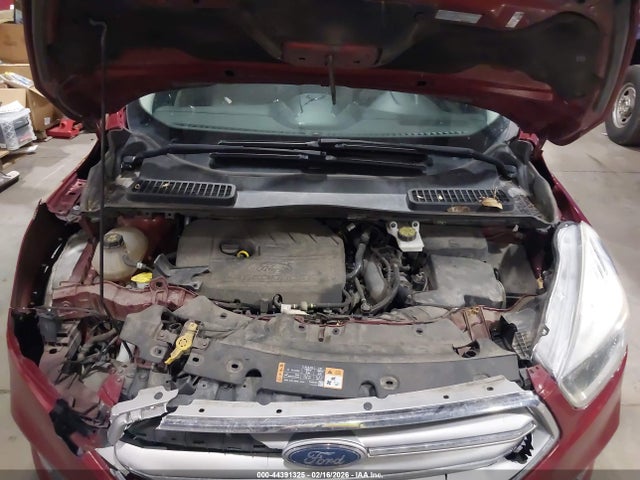 1FMCU9GD1HUE08490 Ford ESCAPE SE
