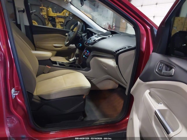1FMCU9GD1HUE08490 Ford ESCAPE SE