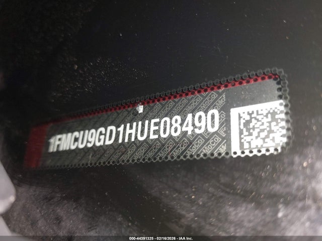 1FMCU9GD1HUE08490 Ford ESCAPE SE