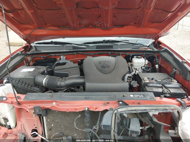 44391356 :رقم المزاد ، 3TMCZ5AN4HM096430 vin ، 2017 Toyota Tacoma Trd Off Road مزاد بيع