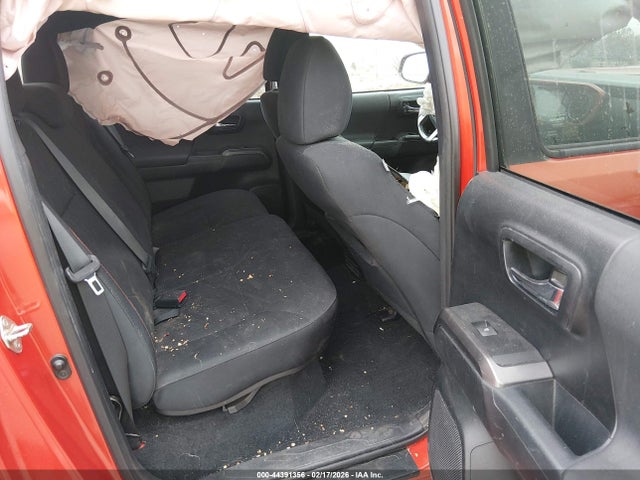 44391356 :رقم المزاد ، 3TMCZ5AN4HM096430 vin ، 2017 Toyota Tacoma Trd Off Road مزاد بيع