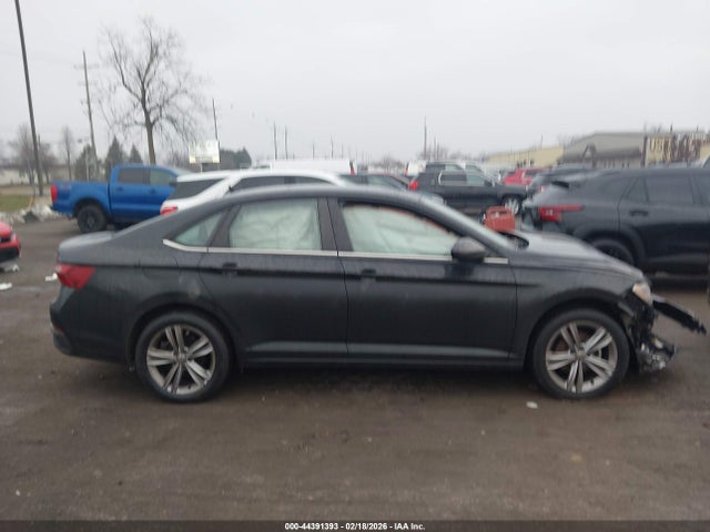 44391393 :رقم المزاد ، 3VW7M7BU2NM011921 vin ، 2022 Volkswagen Jetta 1.5t Se مزاد بيع