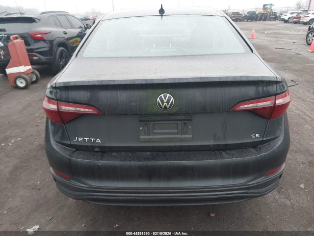 44391393 :رقم المزاد ، 3VW7M7BU2NM011921 vin ، 2022 Volkswagen Jetta 1.5t Se مزاد بيع