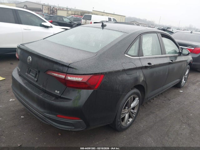 44391393 :رقم المزاد ، 3VW7M7BU2NM011921 vin ، 2022 Volkswagen Jetta 1.5t Se مزاد بيع