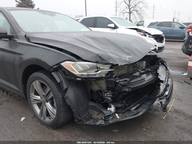 44391393 :رقم المزاد ، 3VW7M7BU2NM011921 vin ، 2022 Volkswagen Jetta 1.5t Se مزاد بيع
