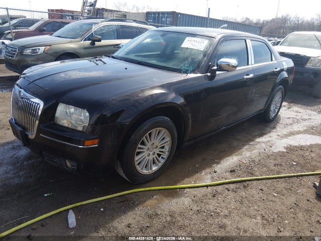 Продаж на аукціоні авто 2010 Chrysler 300 Touring, vin: 2C3CA4CD3AH101843, номер лоту: 44391425