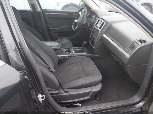 Продаж на аукціоні авто 2010 Chrysler 300 Touring, vin: 2C3CA4CD3AH101843, номер лоту: 44391425