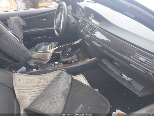 44391444 :رقم المزاد ، WBADW3C52BE541918 vin ، 2011 Bmw 328i مزاد بيع