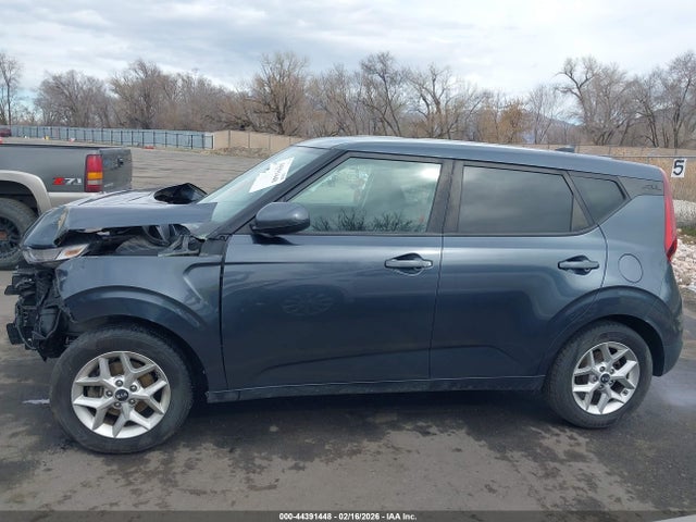 KNDJ23AU3L7014990 KIA SOUL S