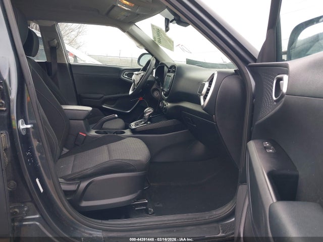 KNDJ23AU3L7014990 KIA SOUL S