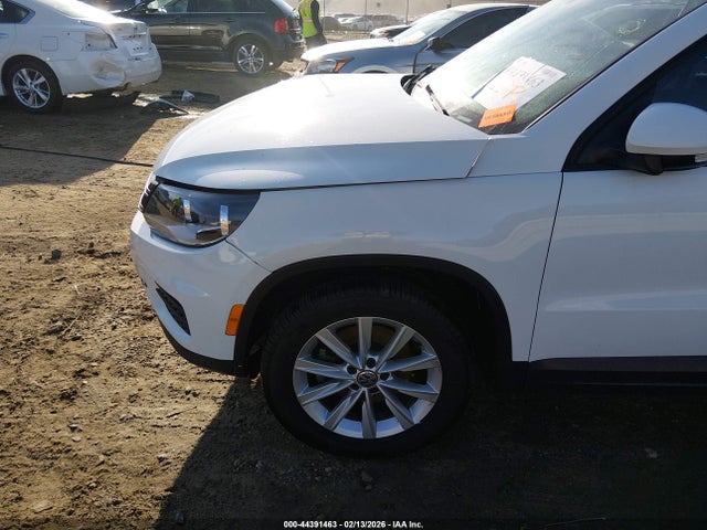 2017 Volkswagen Tiguan 2.0t/2.0t S მანქანა იყიდება აუქციონზე, vin: WVGAV7AX9HK054970, აუქციონის ნომერი: 44391463