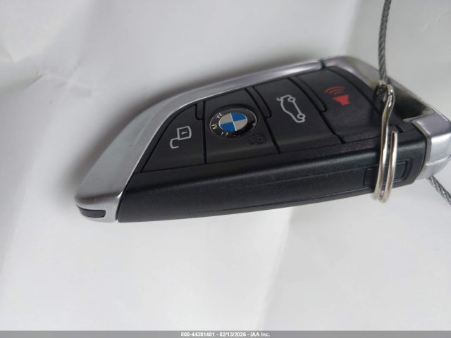 WBA5R1C57KAK09836 BMW 330I