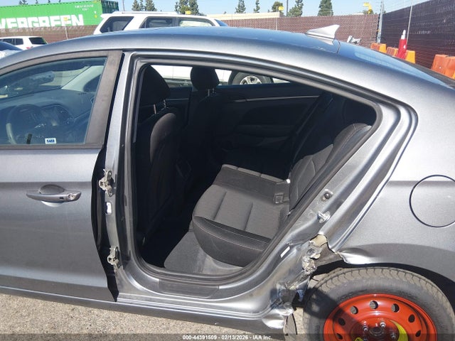 KMHD84LF2HU395994 Hyundai Elantra Value Edition