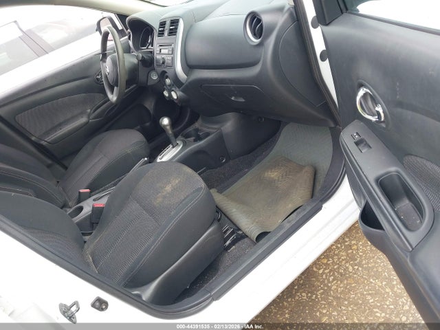 3N1CN7AP4EL852691 Nissan Versa 1.6 Sv