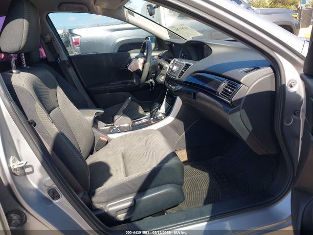 1HGCR2F30HA206426 Honda ACCORD LX