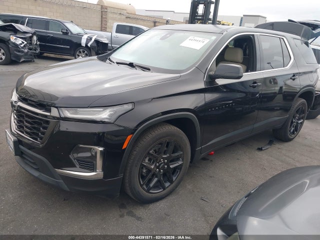 1GNEVFKW0NJ158102 Chevrolet Traverse Awd Ls