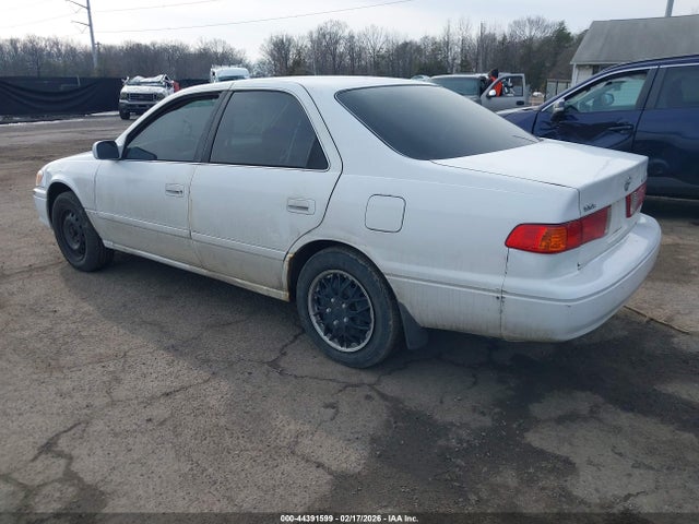 2001 TOYOTA CAMRY 4T1BG28K81U814473 Photo 2